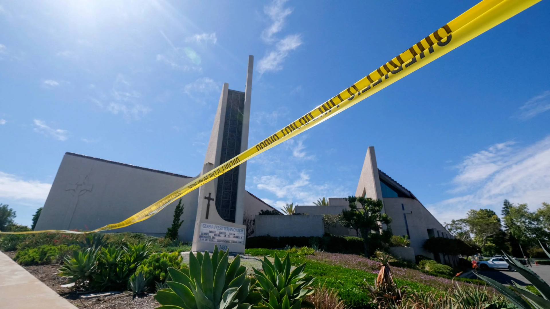 Seorang pria bersenjata menyerang jemaat gereja Presbiterian Taiwan yang berkumpul di Geneva Presbyterian Church di Laguna Woods, California, pada hari Minggu.